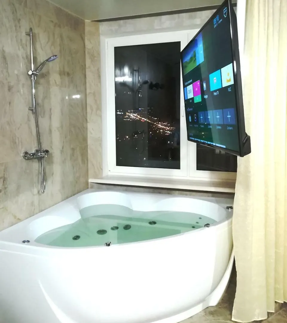 Luxe Jacuzzi Hotel Kaskad